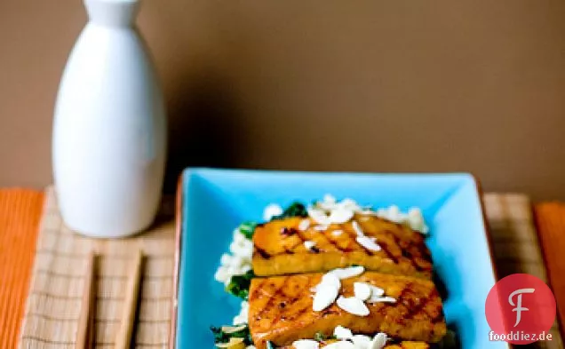 Marmelade Tofu mit Grünkohl und Zitrone Perle Couscous