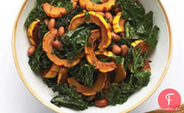 Delicata Squash-Salat Mit Grünkohl Und Cranberry Bohnen