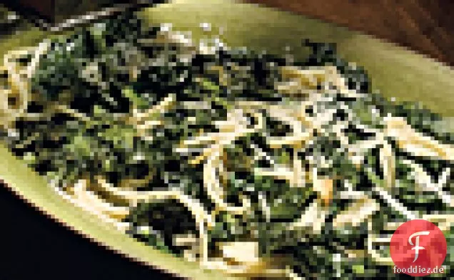 Spaghetti mit Geschmortem Grünkohl