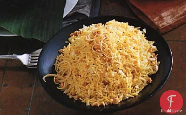 Zitronenreis mit Erdnüssen