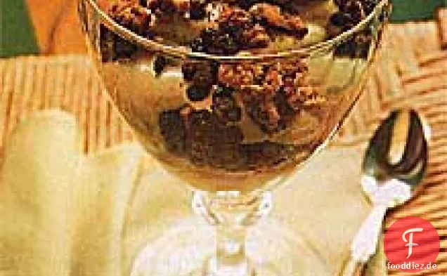 Baileys Pudding Parfaits mit Haferflocken-Walnut Crunch