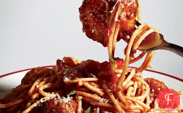 Spaghetti und Frikadellen All'Amatriciana