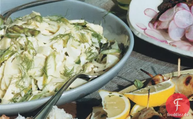 Italienischer Gemüsesalat mit cremigem Knoblauchdressing