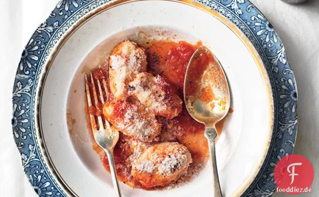 Ricotta Gnudi mit Pomodoro-Sauce