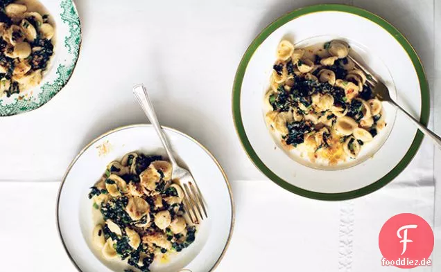 Orecchiette mit Grünkohl und Paniermehl