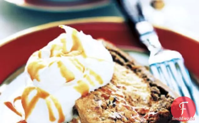 Kürbis und Pekannuss Semifreddo mit Karamellsauce