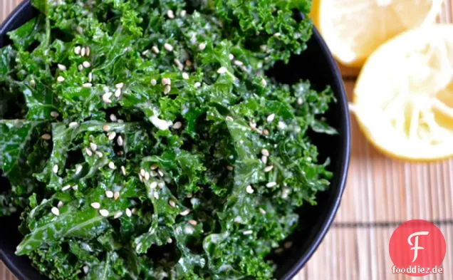 Tahini-Grünkohl-Salat
