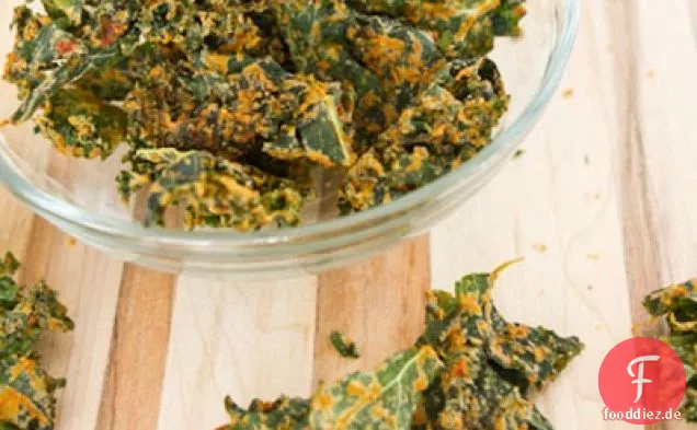 Sonnengetrocknete Tomaten Cheezy Kale Chips