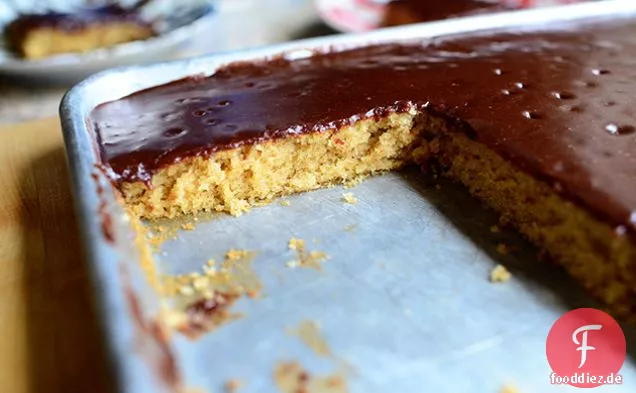 Erdnussbutter-Kuchen mit Schokoladenglasur