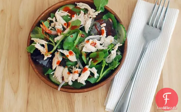Geschredderter Hühnersalat mit Gochujang-Dressing