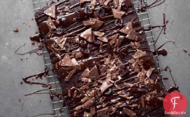 Schokolade und Kirsche auf 11 gekröpft: Schwarzwälder Riegel Rezept