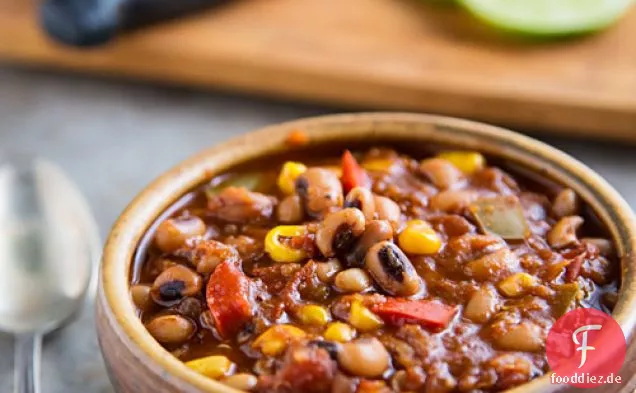Black-eyed Pea Chili mit Quinoa und Mais
