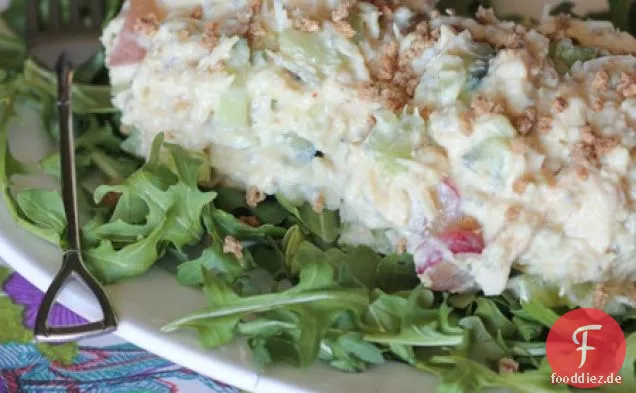 DÜNNER GRIECHISCHER JOGHURT-HÜHNERSALAT
