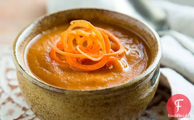 Gingery Karotten und Tomatensuppe