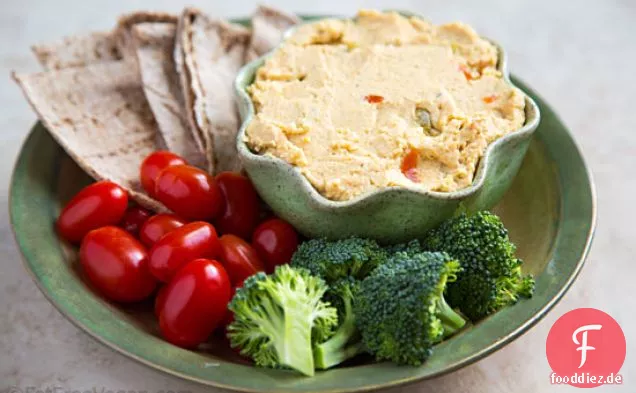 Grüner Oliven-Hummus