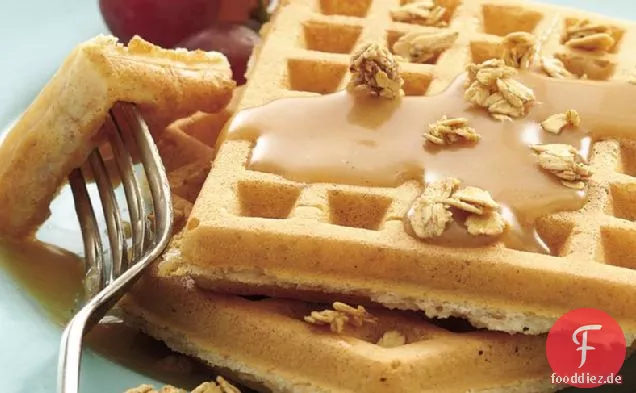 Vollkornwaffeln mit Honig-Erdnussbutter-Sirup