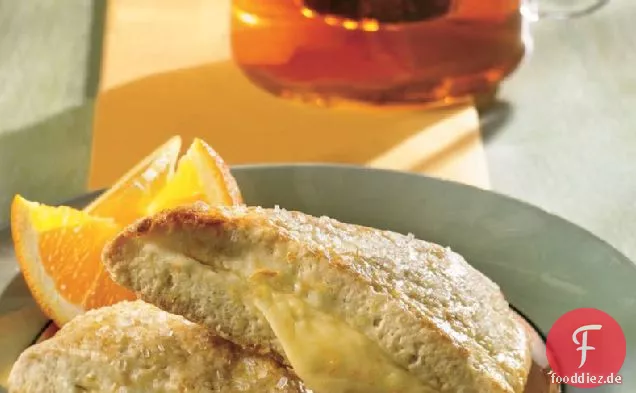 Orange Scone Wedges mit Frischkäsefüllung