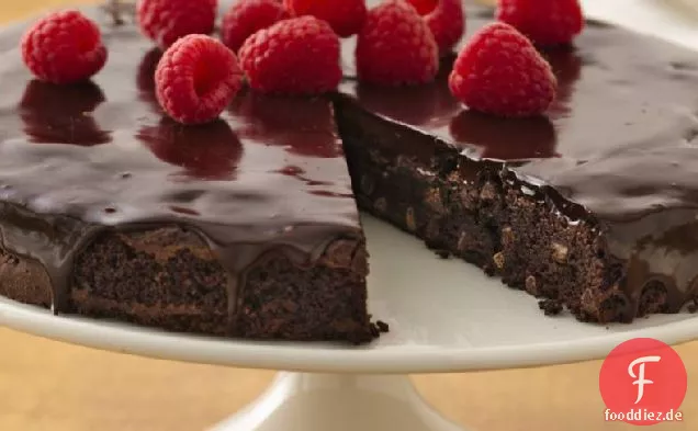 Glutenfreie Brownie Ganache Torte mit Himbeeren