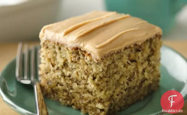 Bananen-Nuss-Kuchen mit Erdnussbutter-Zuckerguss