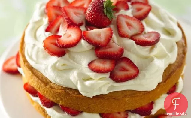 Erdbeere und Weiße Schokolade-Buttercreme-Kuchen -