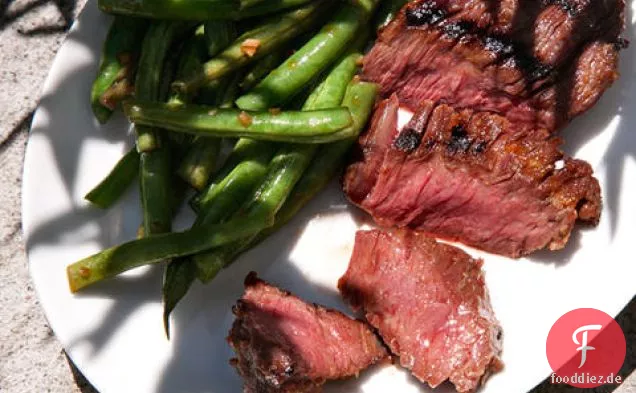 Gegrilltes Rocksteak mit rotem Miso