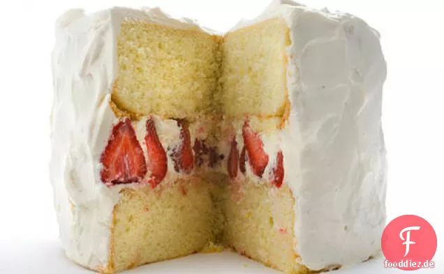 Erdbeer-Schlagsahne-Kuchen