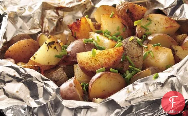 Gegrillte Salbei-Kartoffel-Folien-Packs