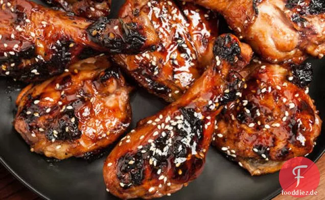 Süßes Soja-glasiertes BBQ-Huhn
