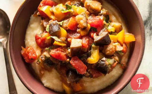Auberginen-Pfeffer-Tomatensauce