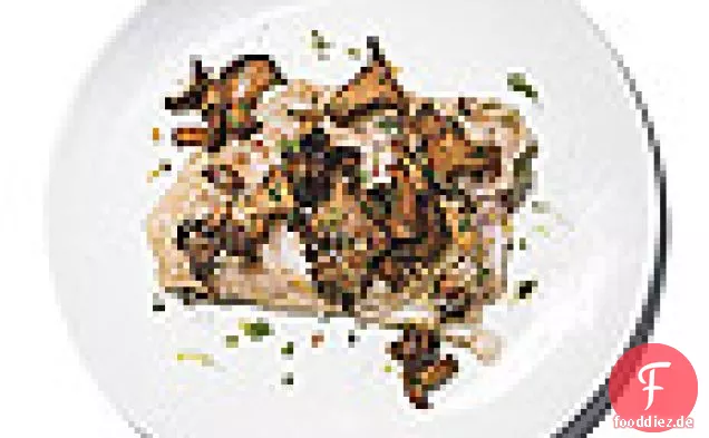 Schwarzer Kabeljau mit Pfifferlingsragout