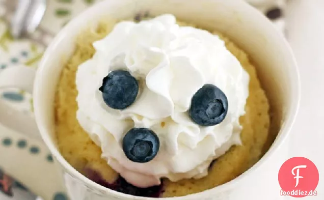 Blueberry-Weiße Schokolade Becher Kuchen