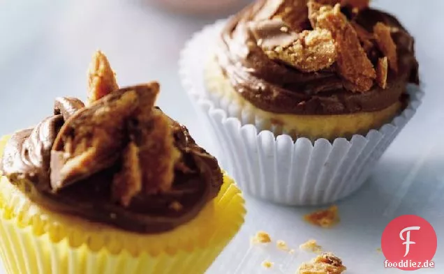 Mini Butterfinger™ Cupcakes