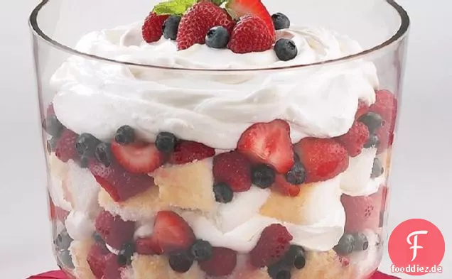 Drei-Beeren-Kleinigkeit