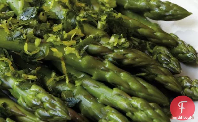 Spargel mit Gremolata