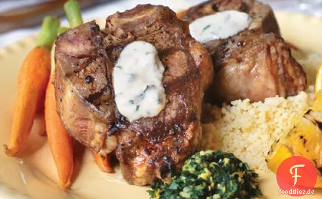 Gegrillte Lammkoteletts Mit Zitronen-Estragon-Aïoli und Orangen-Gremolata