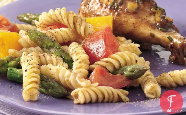Spargel-Tomaten-Nudelsalat