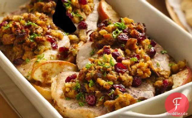 Schweinekoteletts mit Äpfeln und Füllung