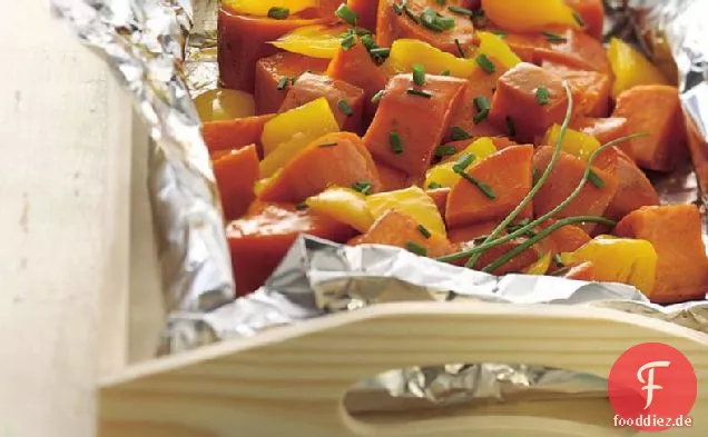 Gegrillte Süßkartoffel-Pfeffer-Folienpackung