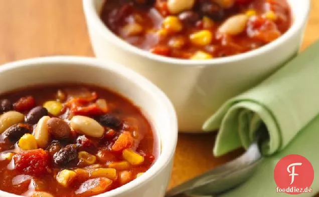 Vegetarische schwarze und weiße Bohnen Chili