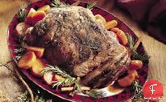 Lammkeule mit Knoblauch und Kräutern