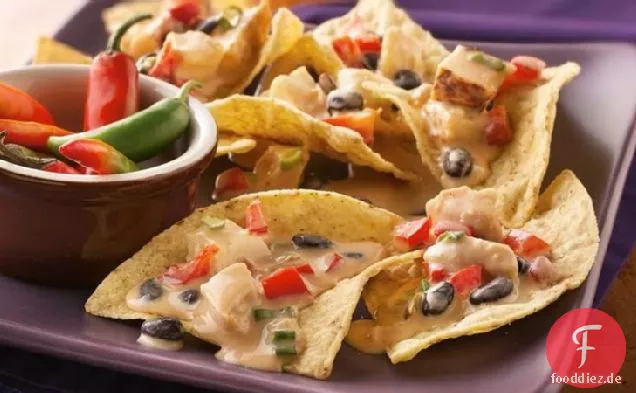 Slow-Cooker Spicy Chicken Nachos