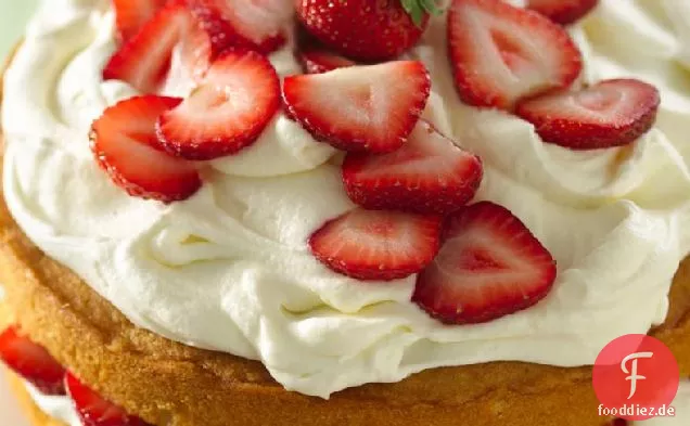 Erdbeere und Weiße Schokolade-Buttercreme-Kuchen -