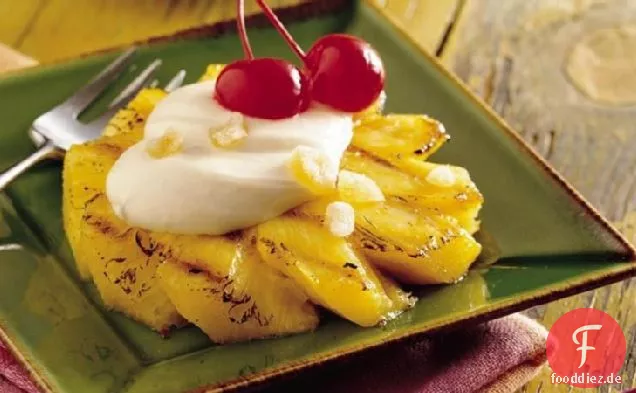 Gegrillte Ananasscheiben mit Ingwercreme
