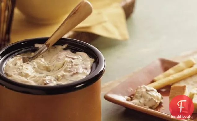 Slow-Cooker Smoky Bacon und Meerrettich-Dip