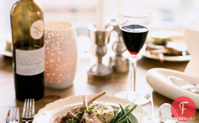 Kräuter-gebratenes Lammrücken mit rauchiger Cabernet-Sauce