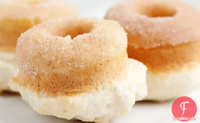 Gebackene Zimt-Zucker-Donuts