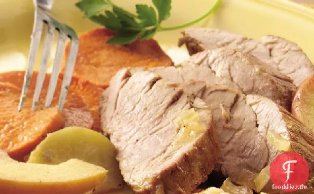 Schweinebraten mit Äpfeln und Süßkartoffeln