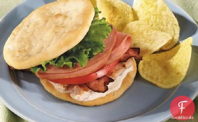 Huhn California Club Sandwiches