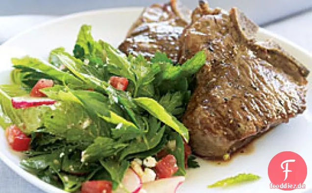 Gegrillte Lammkoteletts mit frischem Kraut & Feta-Salat