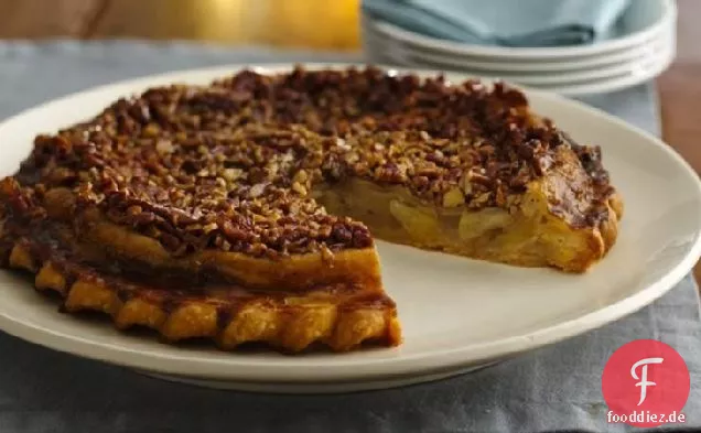 Karamell-Pecan Upside-Down Chai Apfelkuchen
